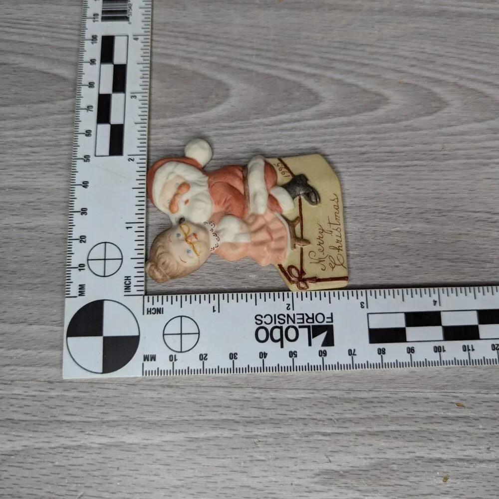 Vintage 1995 Merry Chrsitmas Ceramic Mr & Mrs Claus Christmas Ornament Signed